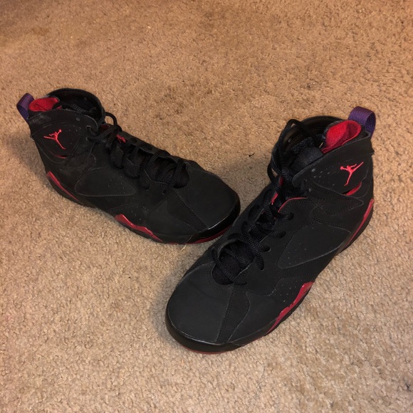 retro 7 size 7y